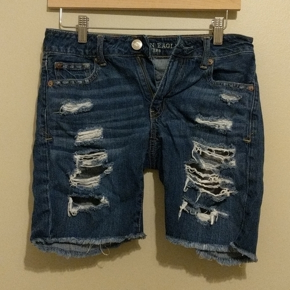 American Eagle distressed shorts - Picture 1 of 2